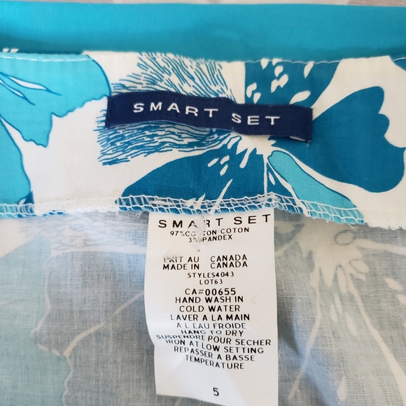 Floral skirt - Picture 3 of 5